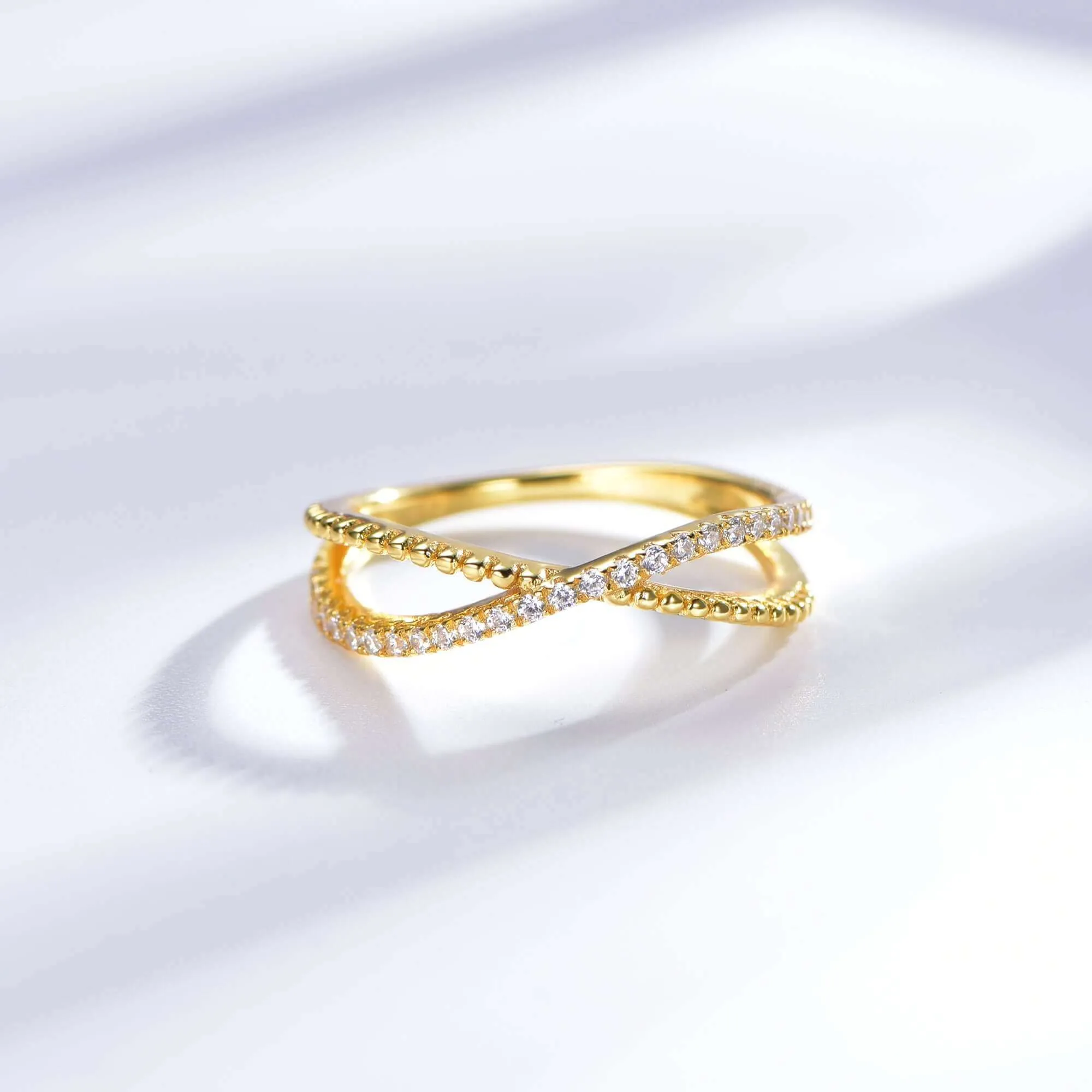 Classic X Criss Cross Wedding Band Ring