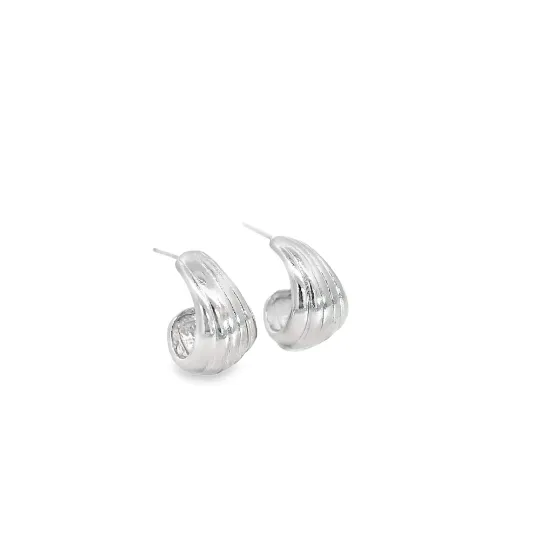 Curved Shell Textured Stud Earrings (K45A)