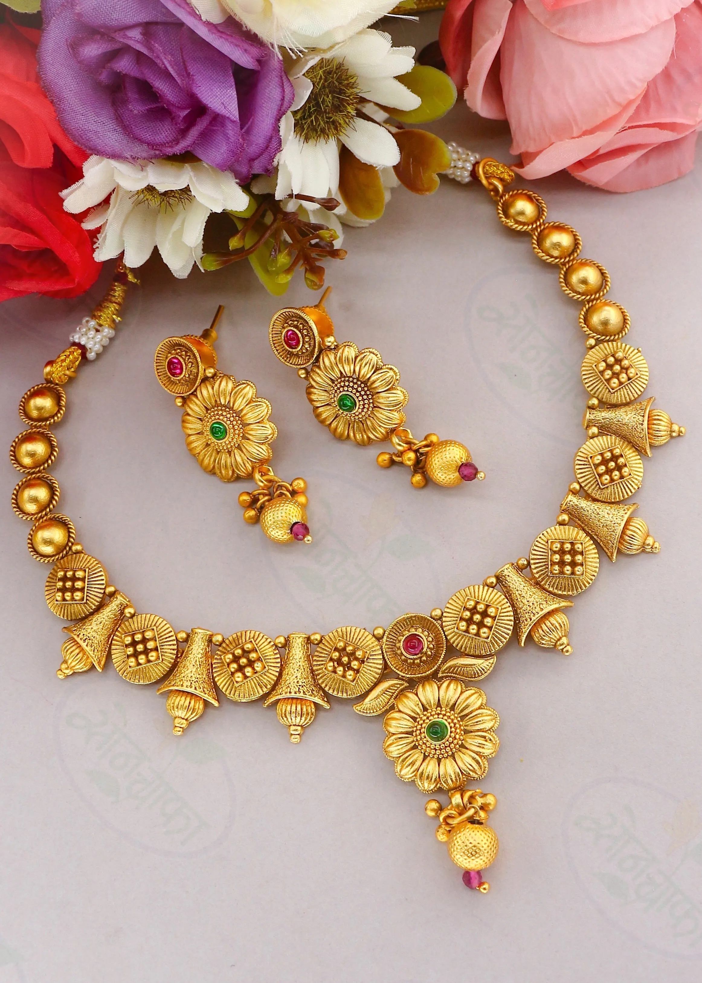 EXQUISITE RAJWADI NECKLACE