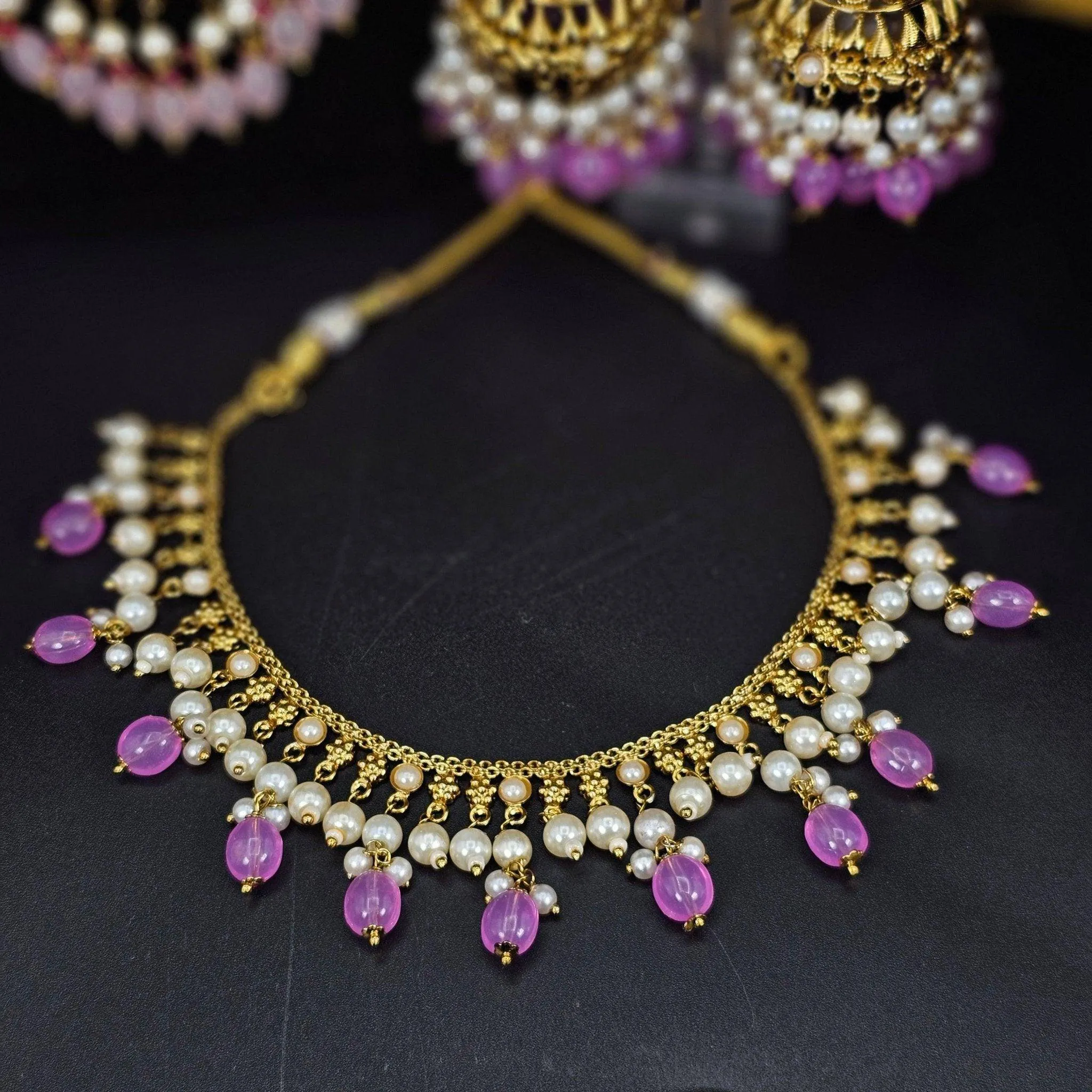 Farhaa Choker Necklace Set