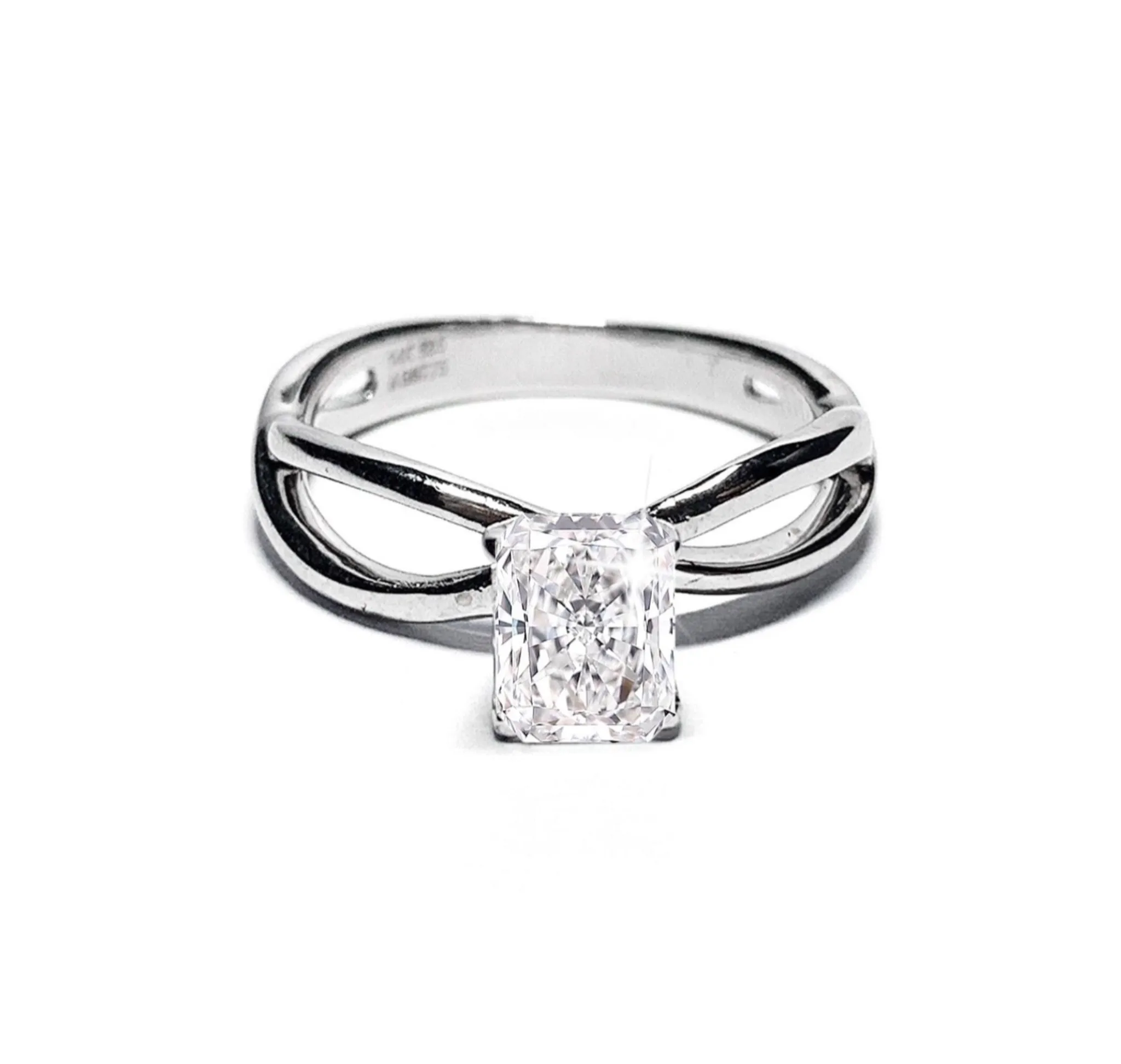 GIA CERTIFIED | 1.21ct J SI2 Radiant Cut Diamond Engagement Ring 14kt