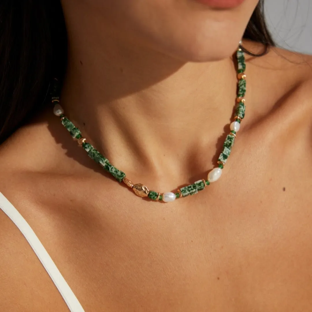 Green Cubic Jade and Pearl Beaded Necklace