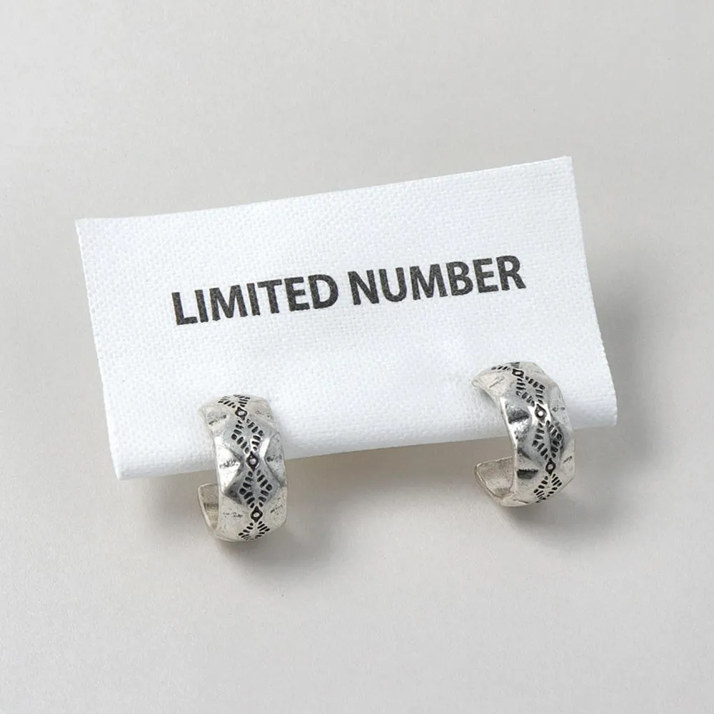 Grooved Wide Curl Titanium Earrings