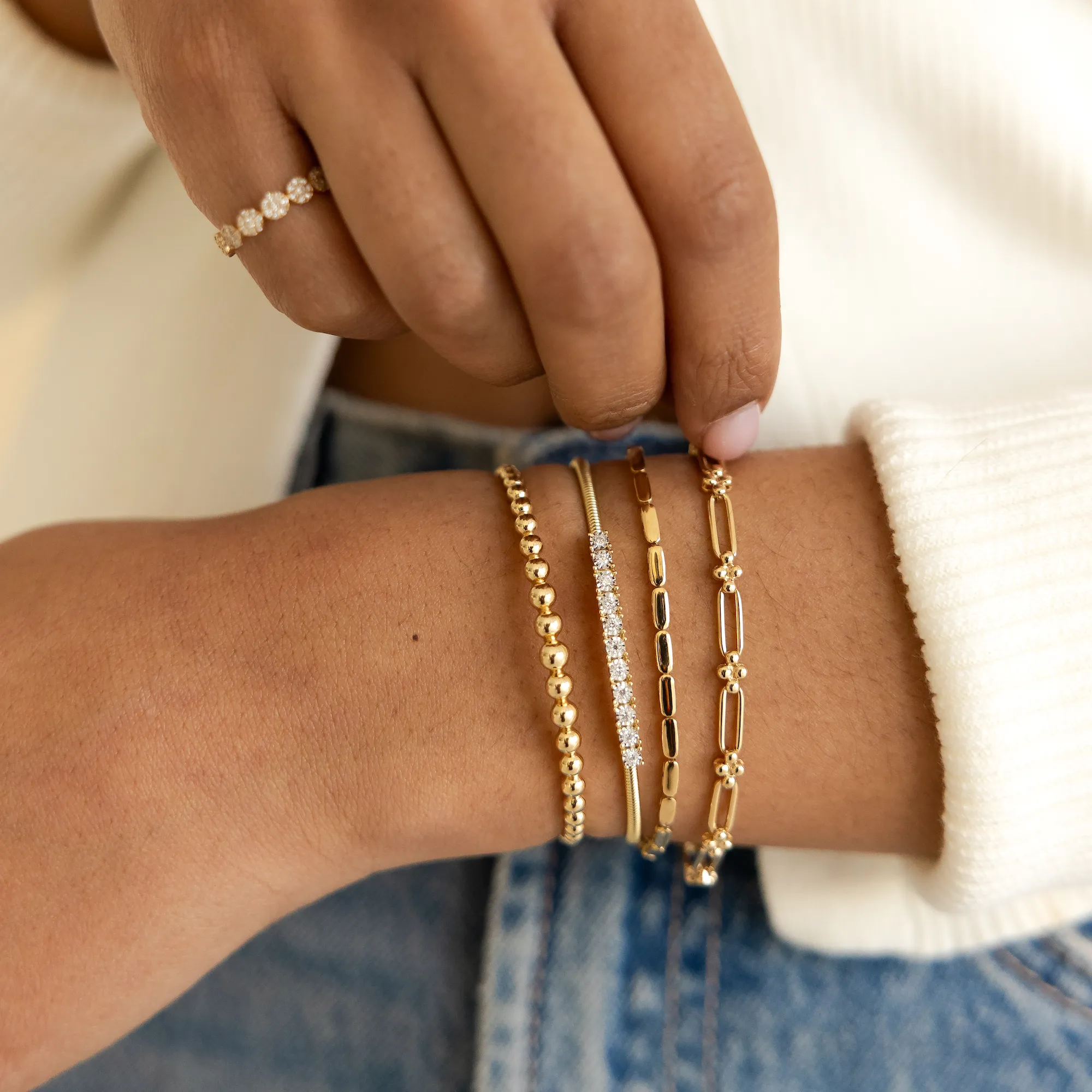 Melody Eden Gold Bar Bracelet