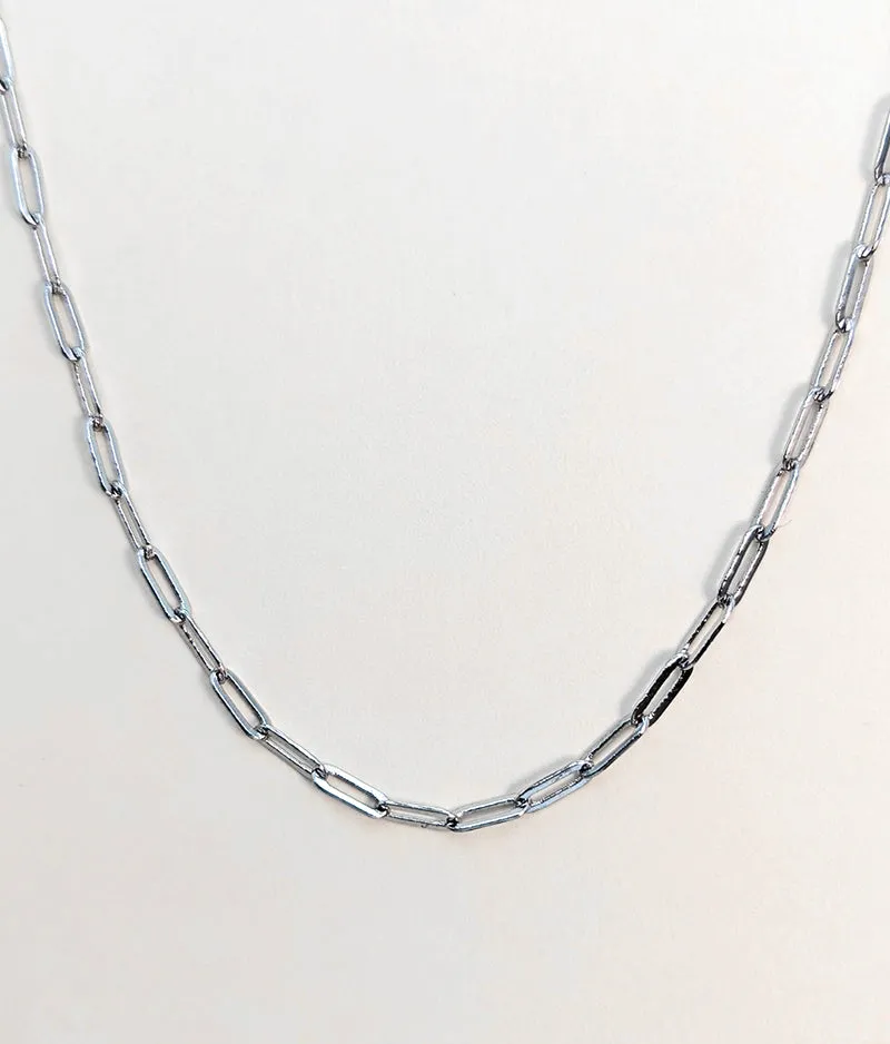 Nuance Silver Paperclip Necklace