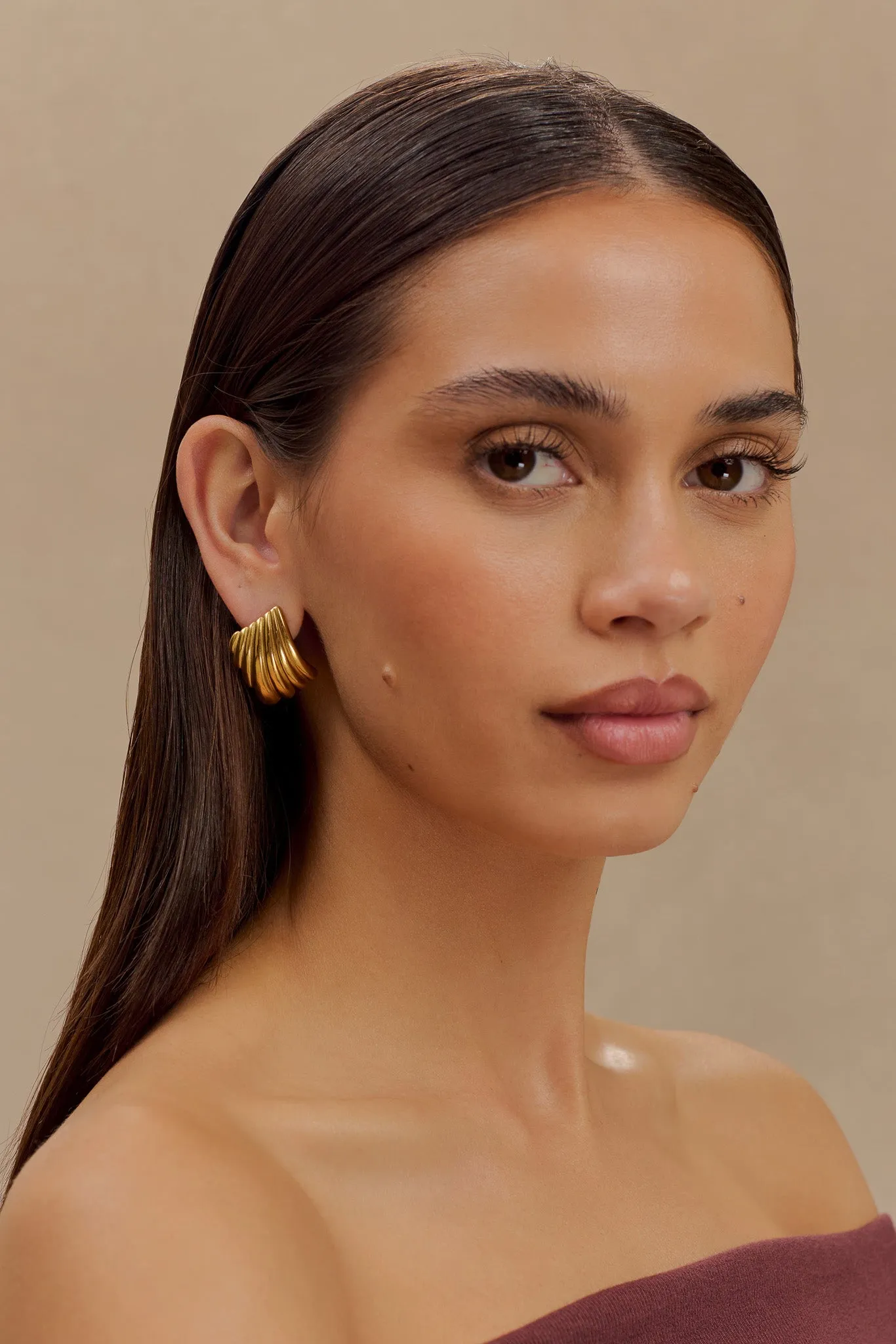 Olympia Textured Square Earrings - Gold