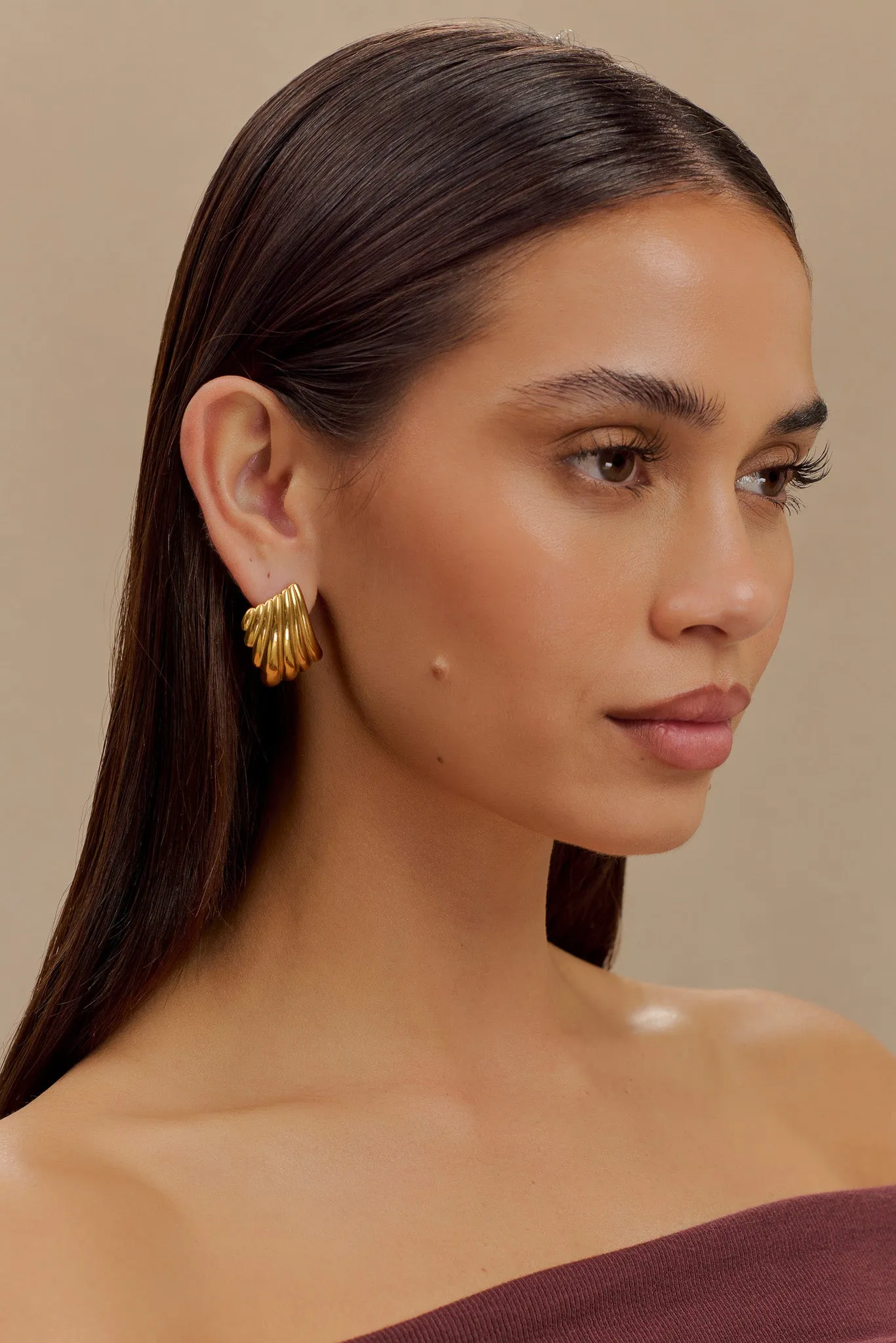 Olympia Textured Square Earrings - Gold