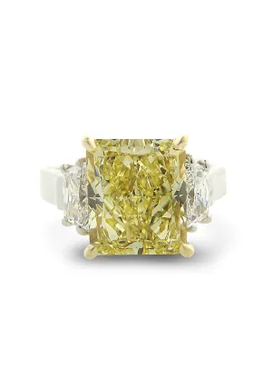 Oster Collection Platinum Trapezoid & Radiant Cut Yellow Diamond Ring