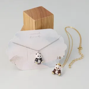 Osuwari Panda Short Necklace