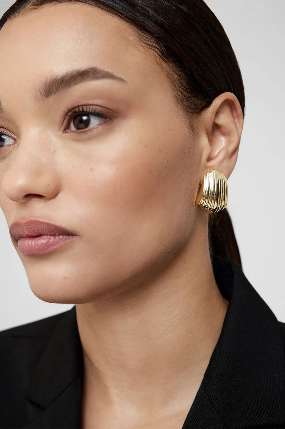 Ribbed Earrings - Gold