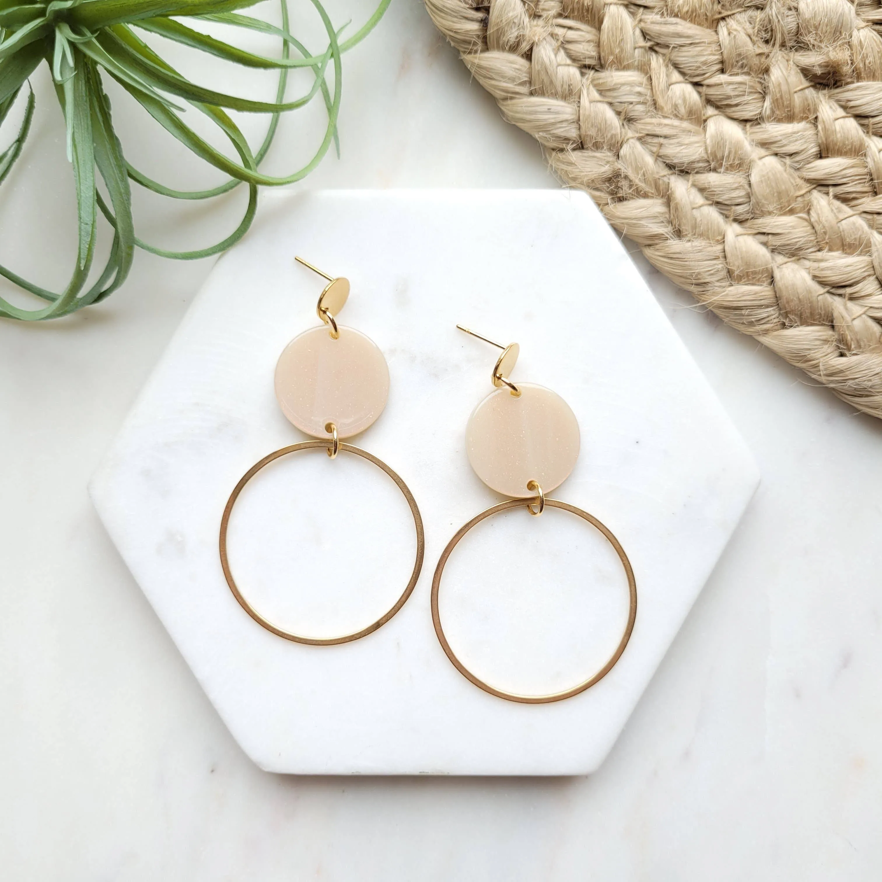 Sadie Earrings - Linen