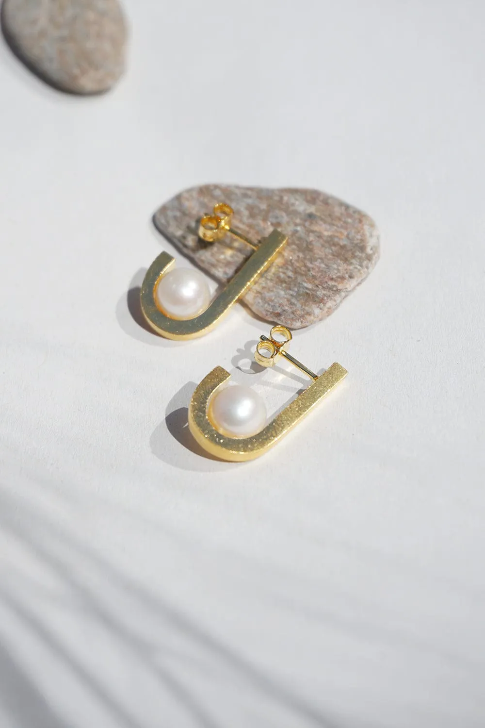 U Pearl Earrings - Gold Plated