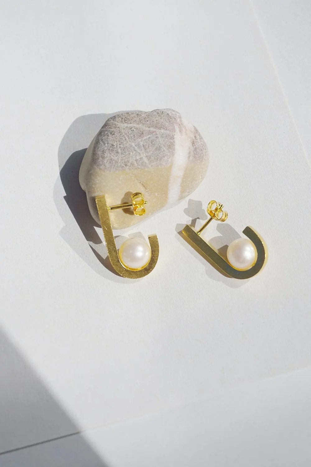 U Pearl Earrings - Gold Plated