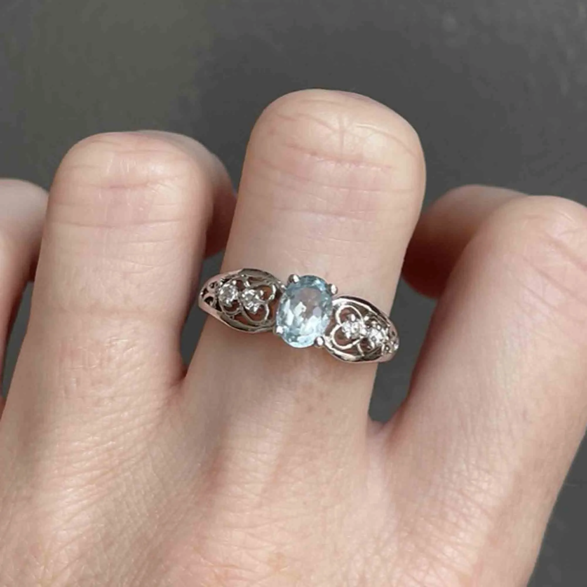 Vintage Sterling Silver Blue Topaz Heart Ring