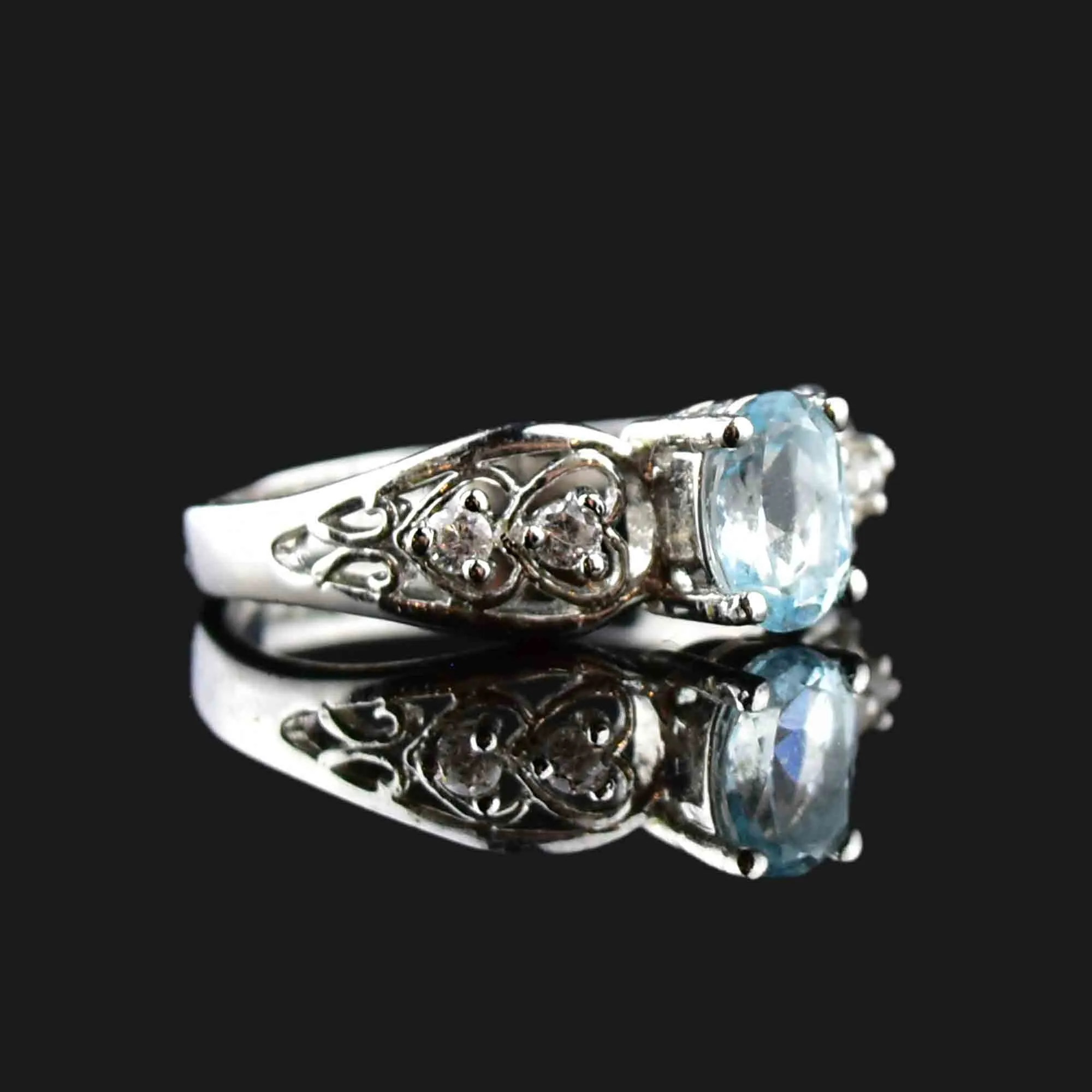 Vintage Sterling Silver Blue Topaz Heart Ring